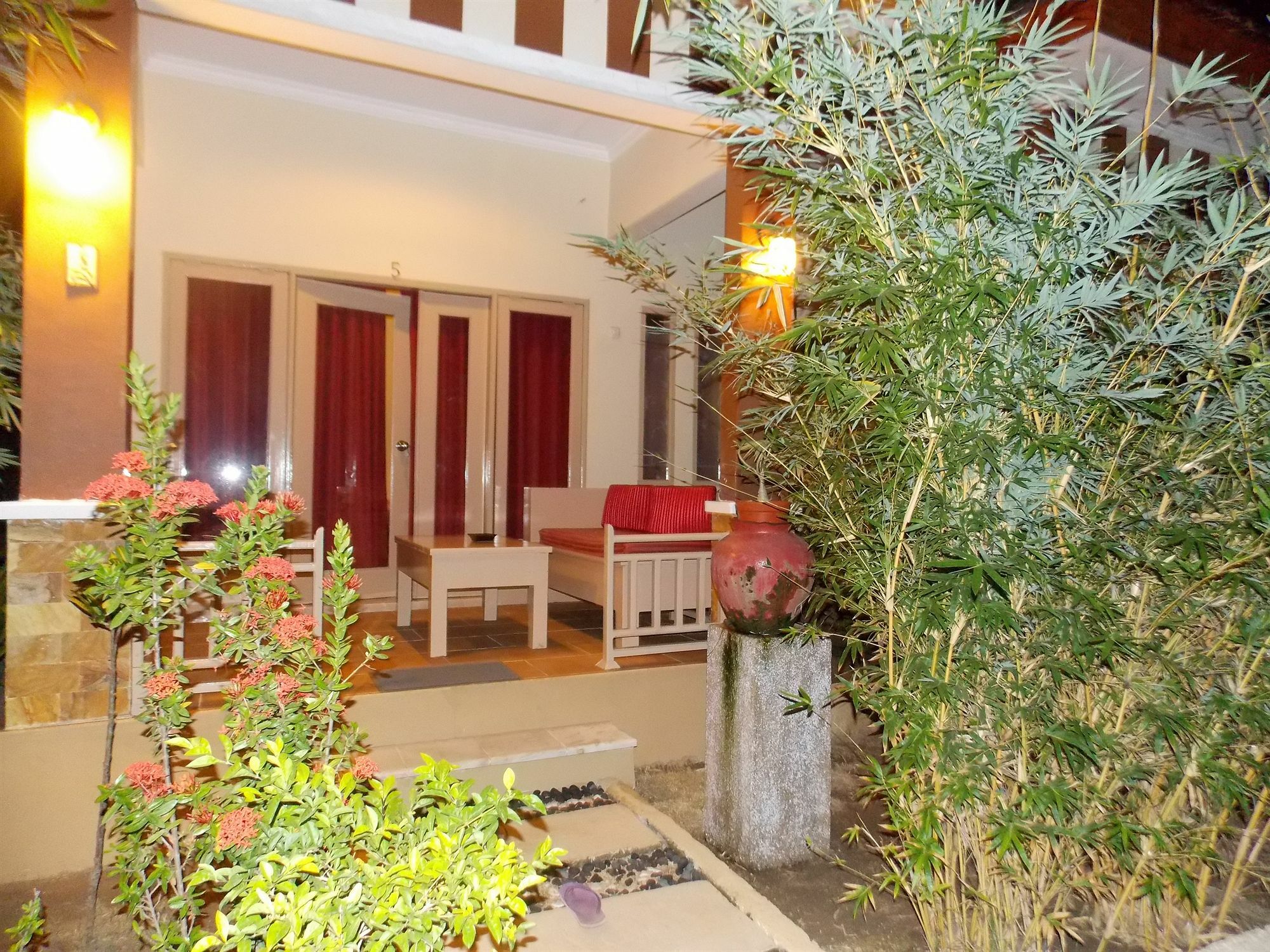 Tropical Hideaways Resort Gili Meno Exterior foto